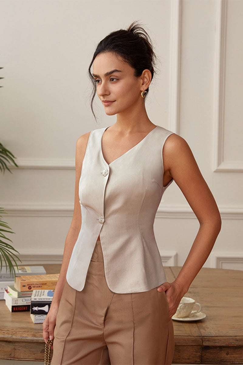 Beautifully Crafted Coat in a Classic Style