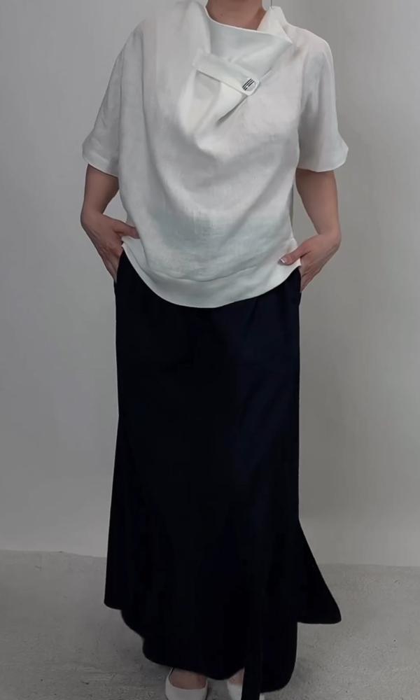 Polished Blouse with an Effortless Classic Look