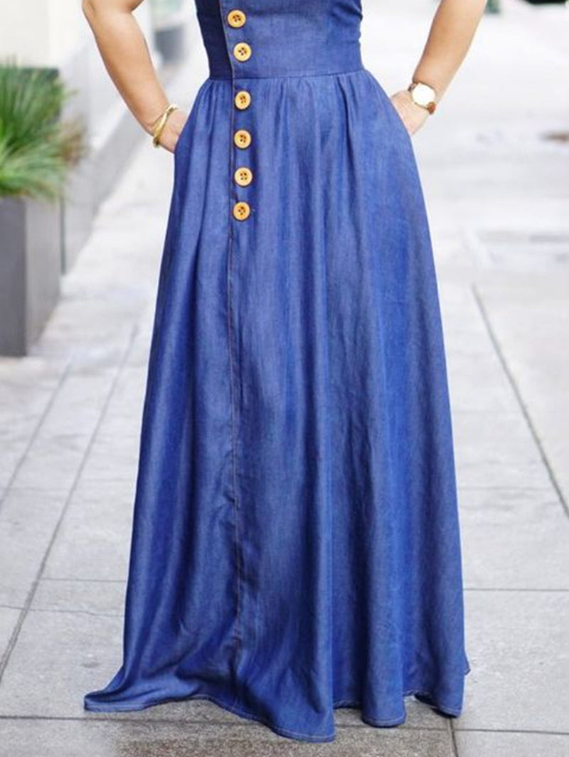 Sophisticated Dress with a Clean Classic Look