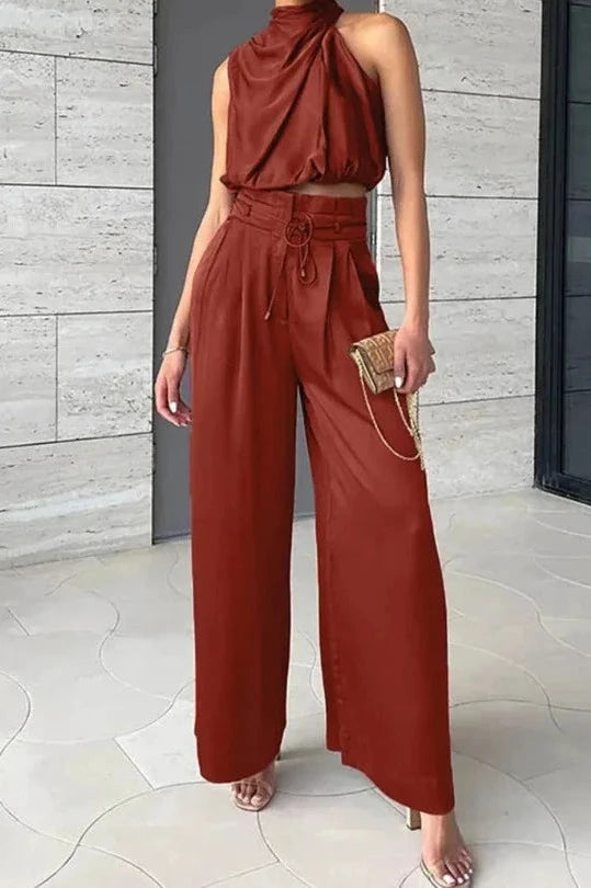Sophisticated Garment with a Clean Classic Look