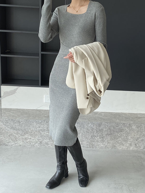 Classic Vintage Sweater with a Flattering Fit