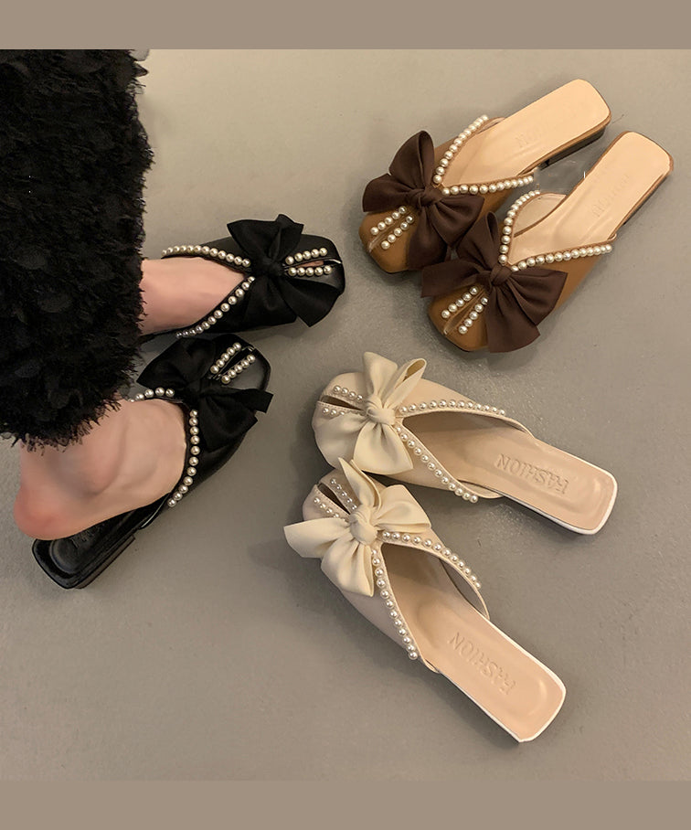 Classic Vintage Sandals with a Flattering Fit