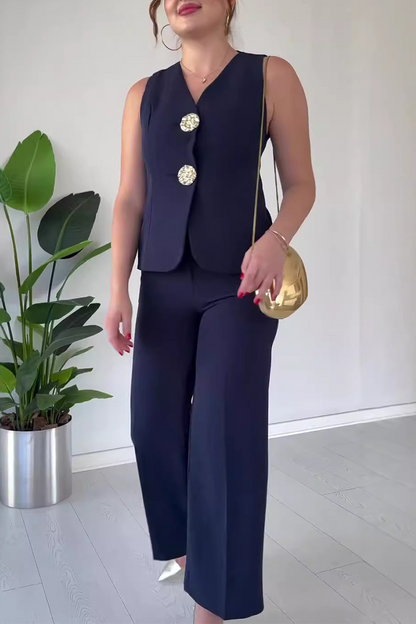 Sophisticated Garment with a Clean Classic Look