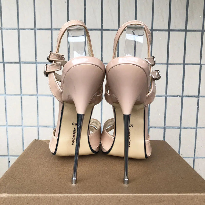 Beautifully Crafted Sandals in a Classic Style