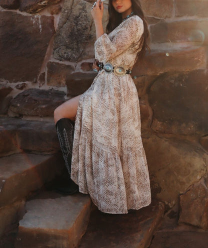 Sophisticated Dress with a Clean Classic Look