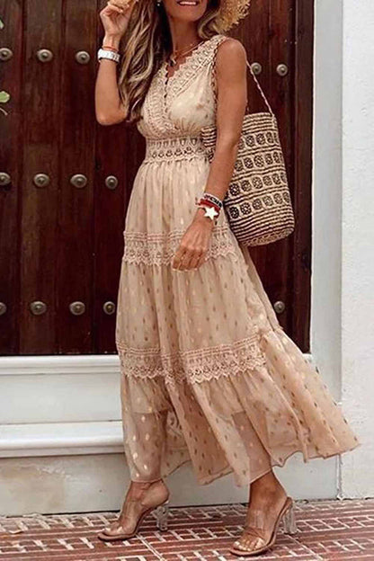 Classic Vintage & Enduringly Stylish Dress