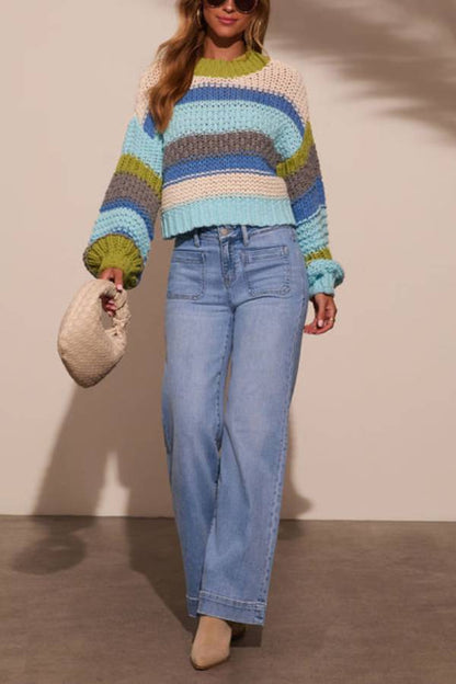 Classic Vintage Sweater with a Flattering Fit