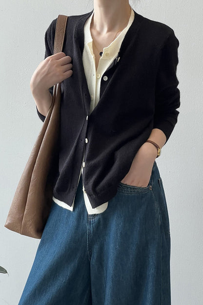 Classic Vintage & Enduringly Stylish Cardigan