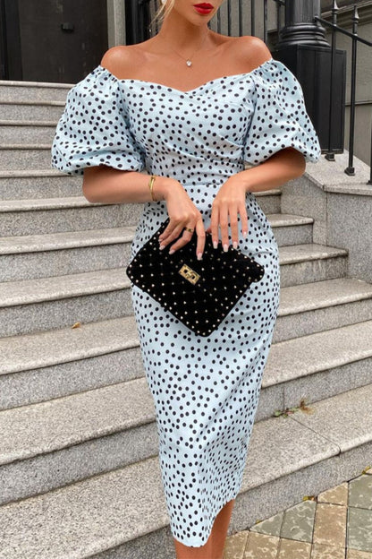 Well Tailored Dress with a Graceful Silhouette