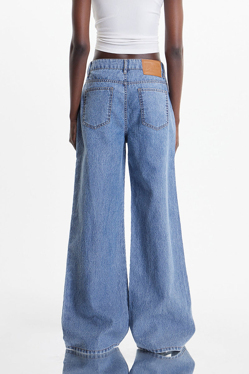 Polished Garment with an Effortless Classic Look