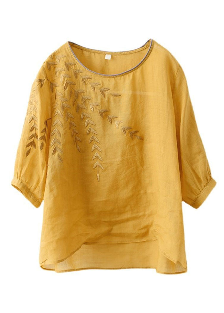 Well Tailored Top with a Graceful Silhouette