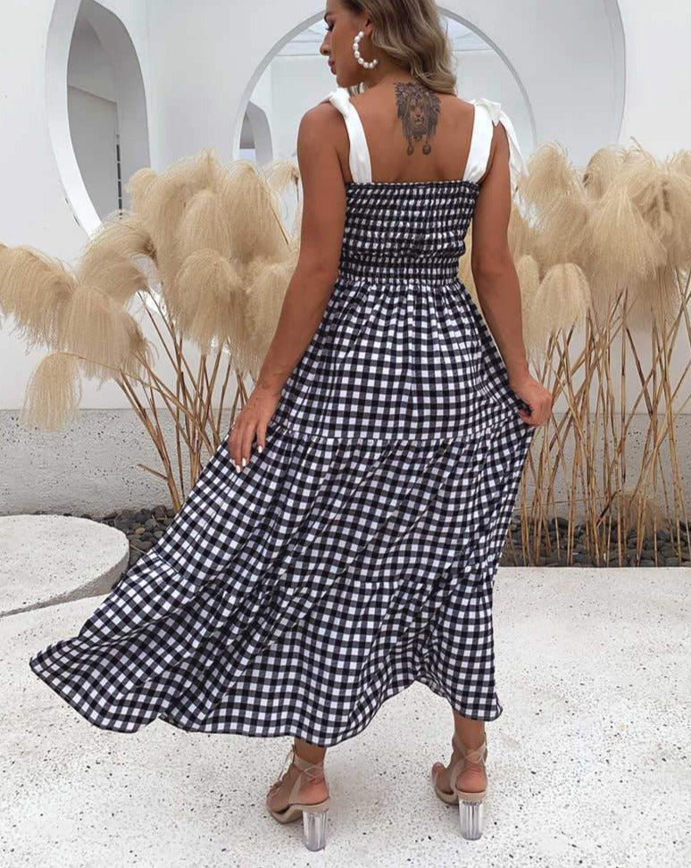 Effortlessly Elegant Dress with a Timeless Design