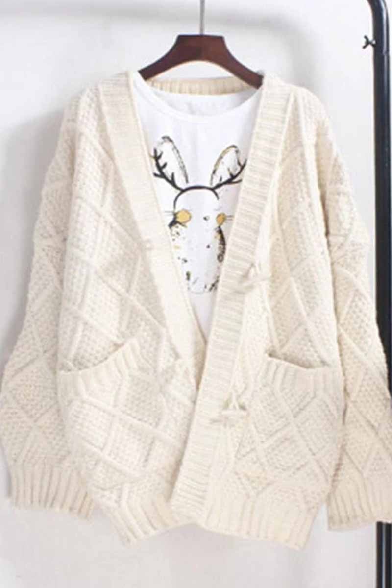Classic Vintage Cardigan with a Flattering Fit