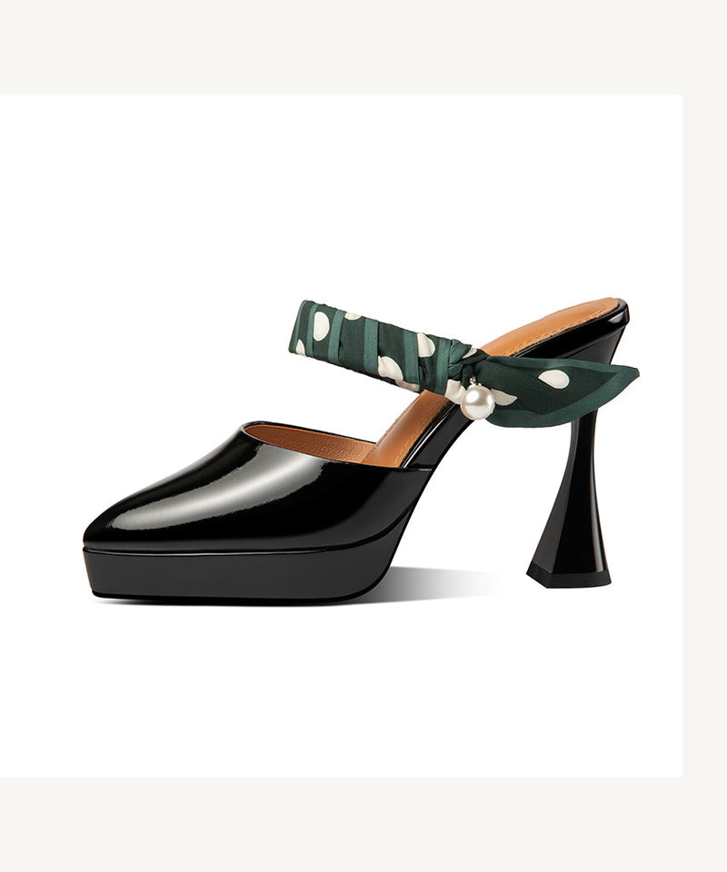Classic Vintage & Enduringly Stylish Sandals