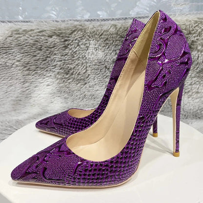 Well Tailored Shoes with a Graceful Silhouette