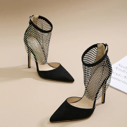 Polished Heels with an Effortless Classic Look