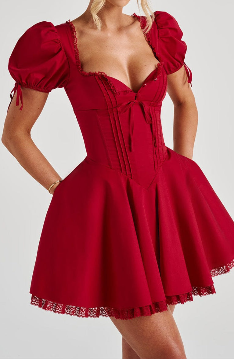Classic Vintage Dress with a Flattering Fit