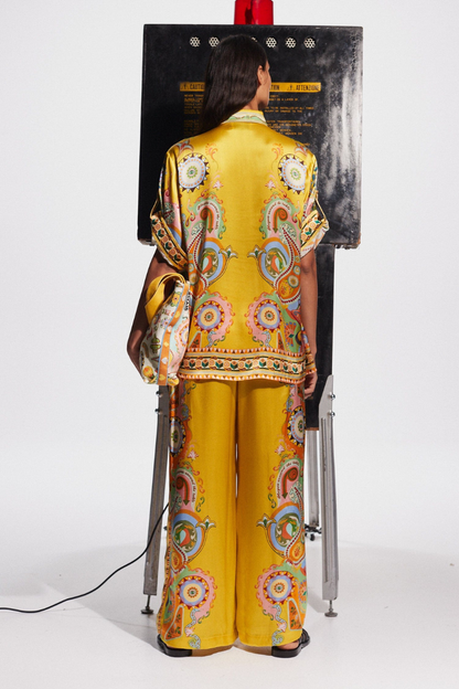 Beautifully Finished Garment in a Timeless Design