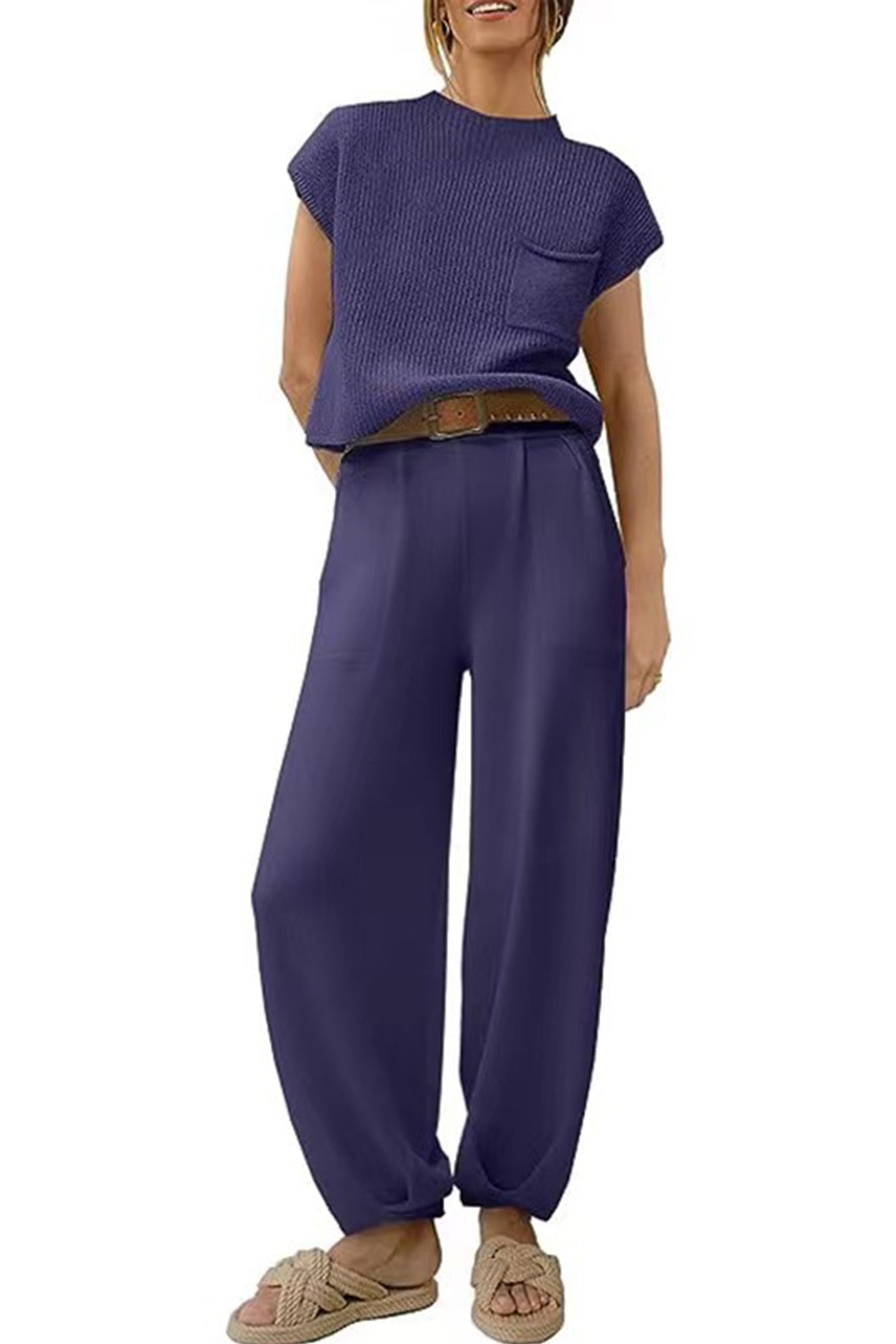 Elegantly Styled Pants for Everyday Wear