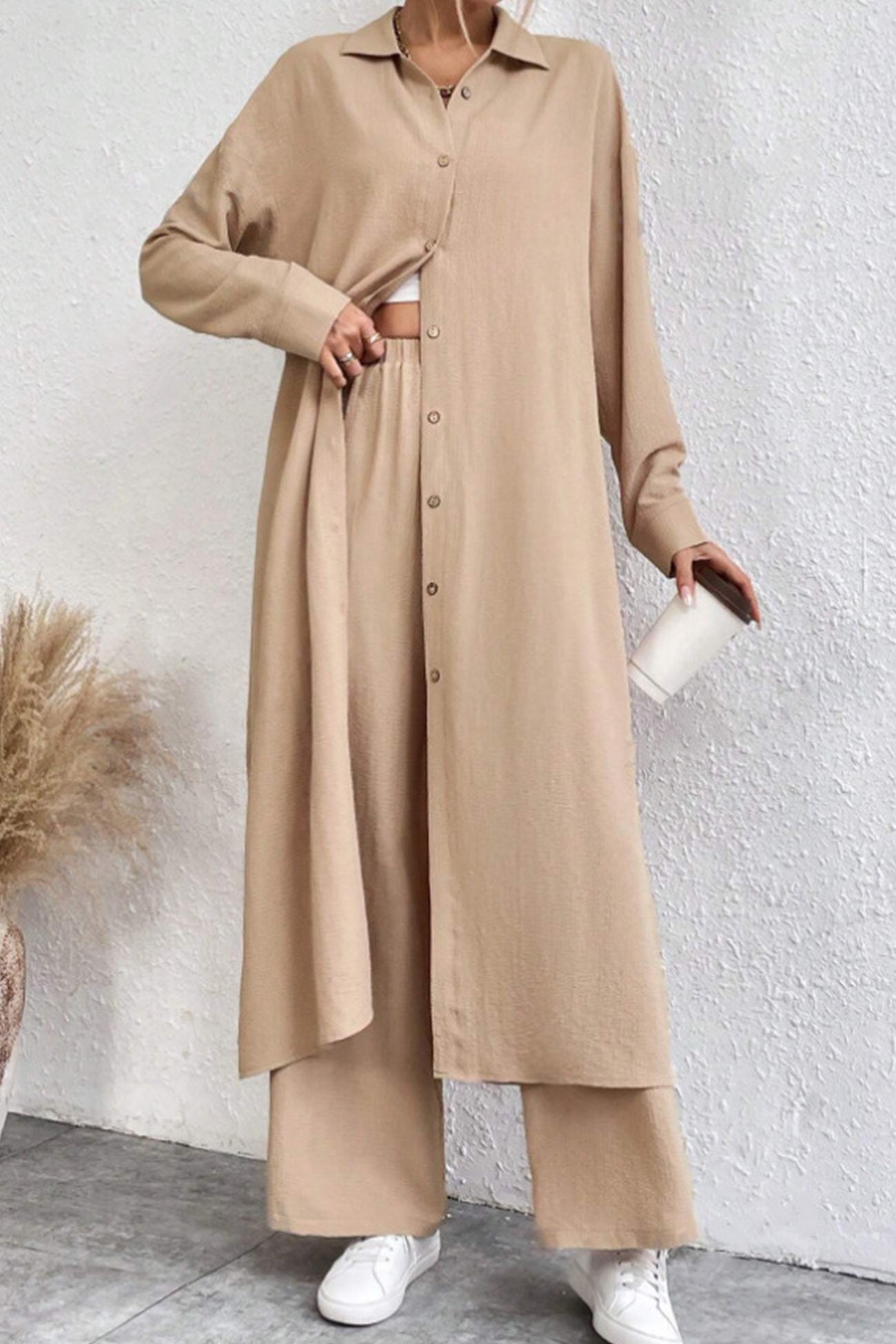 Classic Vintage Pants with a Flattering Fit