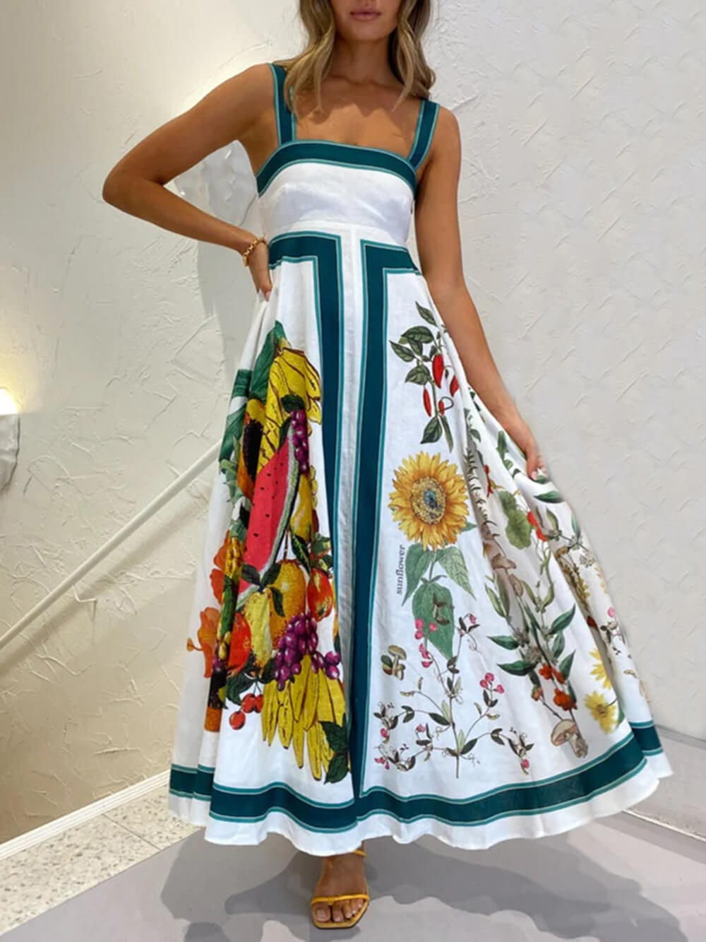 Polished Dress with an Effortless Classic Look