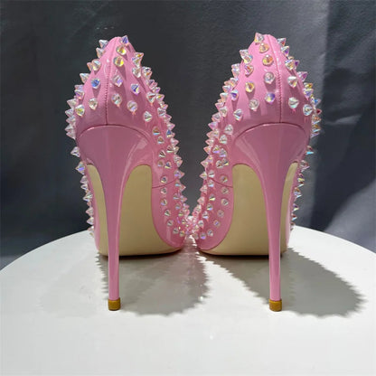 Classic Vintage Heels with a Flattering Fit