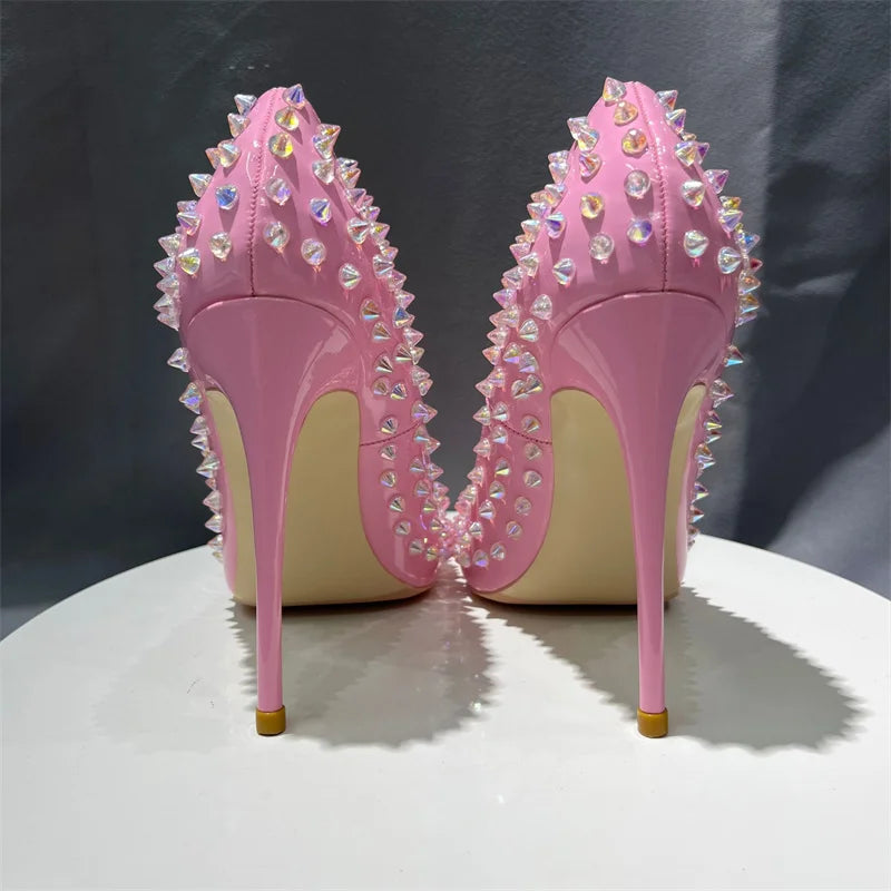 Classic Vintage Heels with a Flattering Fit