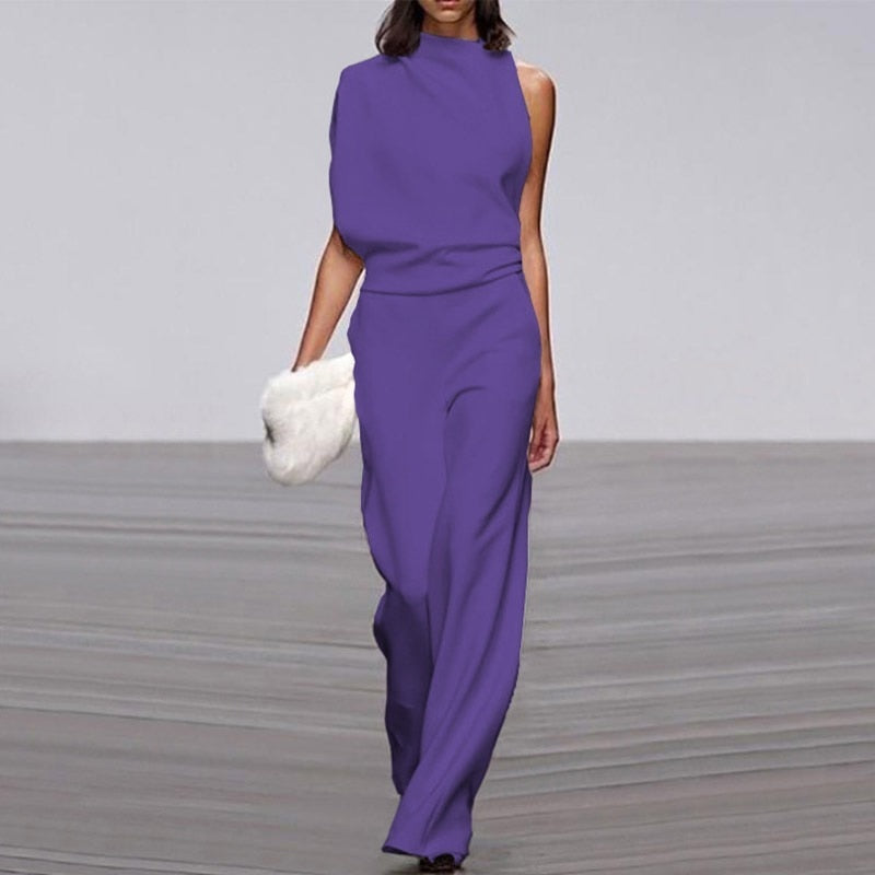 Effortlessly Elegant Garment with a Timeless Design