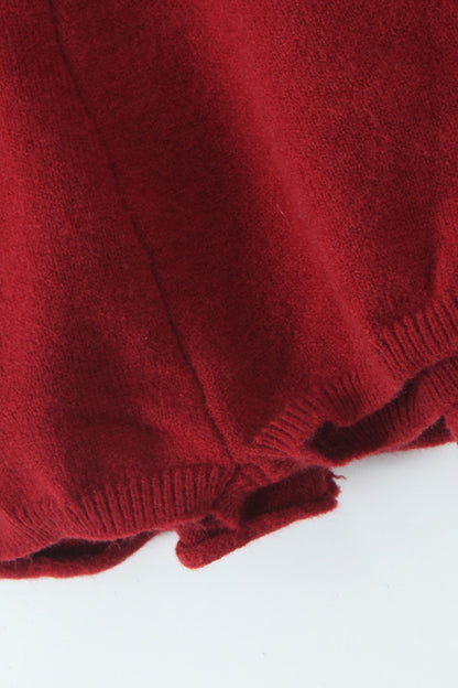 A Vintage Style Top with Delicate Timeless Details