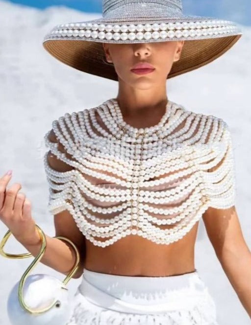 Beautifully Finished Top in a Timeless Design