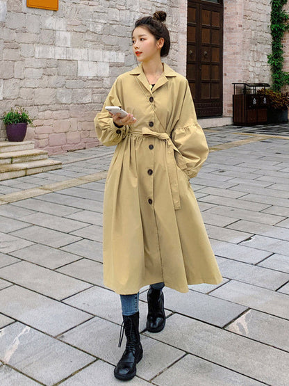 Elegantly Styled Coat for Everyday Wear