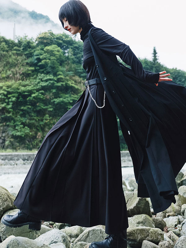 Effortlessly Elegant Garment with a Timeless Design