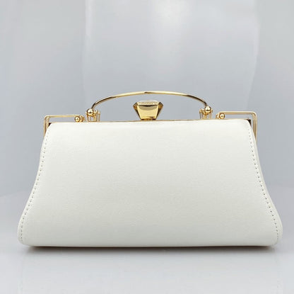 Beautifully Finished Bag in a Timeless Design