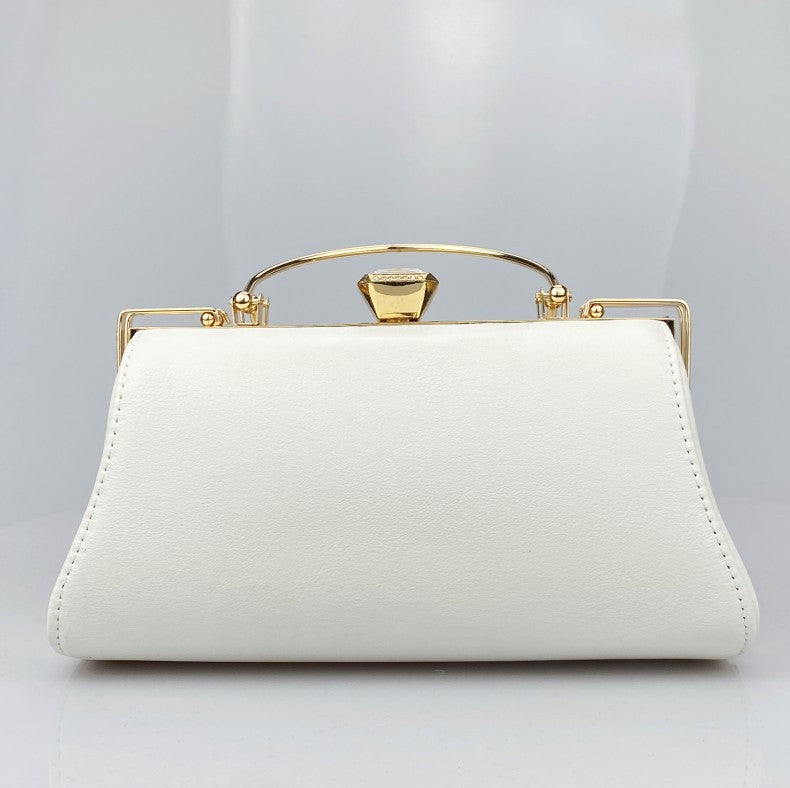 Beautifully Finished Bag in a Timeless Design