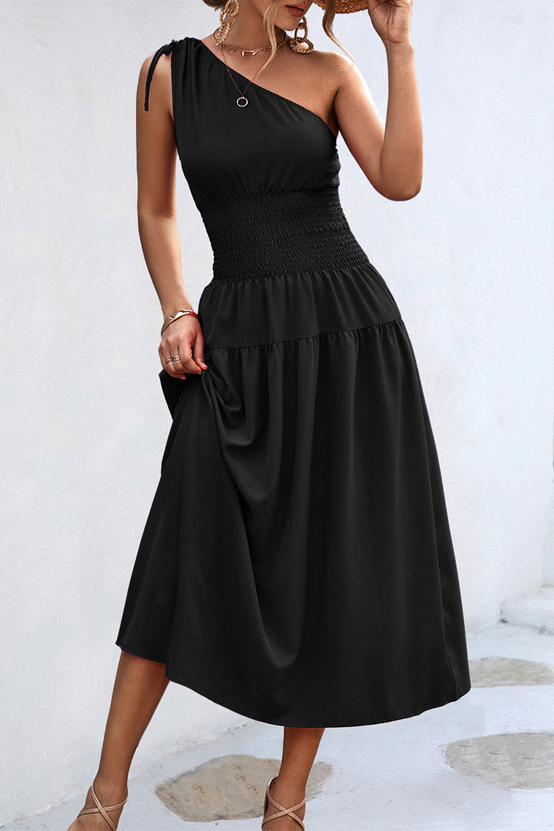 Effortlessly Elegant Dress with a Timeless Design