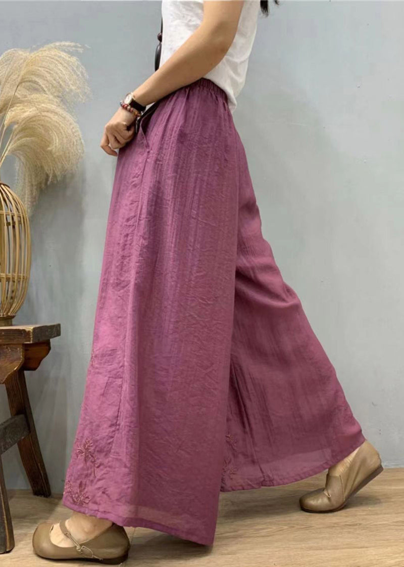 Effortlessly Elegant Pants with a Timeless Design