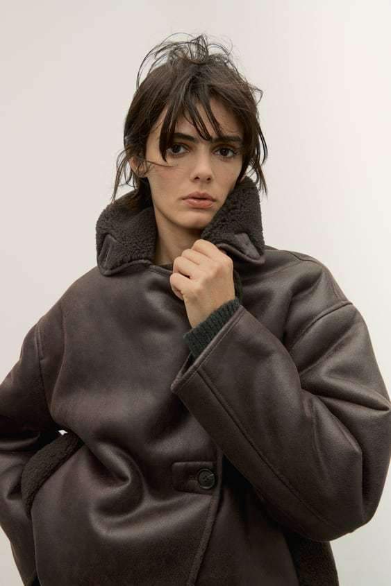 Sophisticated Jacket with a Clean Classic Look