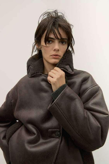 Sophisticated Jacket with a Clean Classic Look