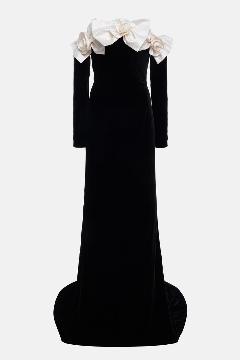 Gracefully Styled Dress for Any Occasion