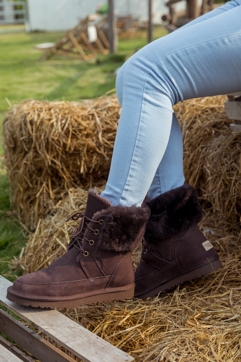 Gracefully Styled Boots for Any Occasion