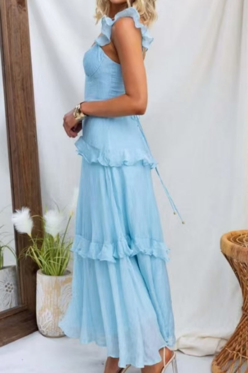 Effortlessly Elegant Dress with a Timeless Design