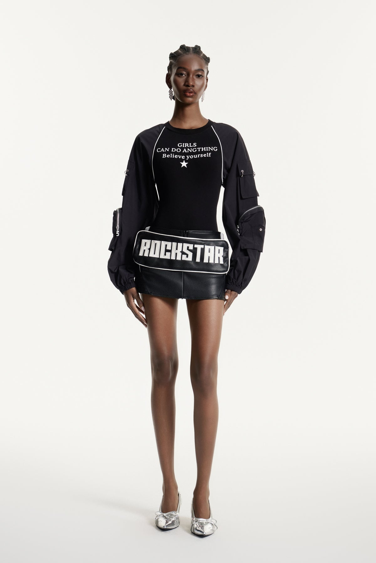 Effortlessly Elegant Garment with a Timeless Design