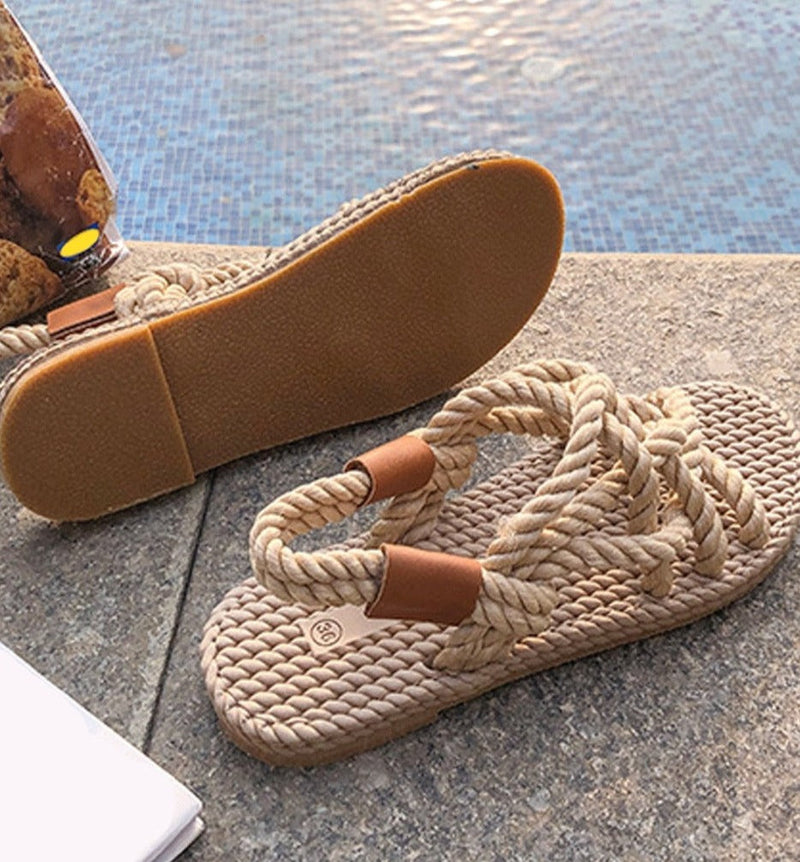 Classic Vintage Sandals with a Flattering Fit