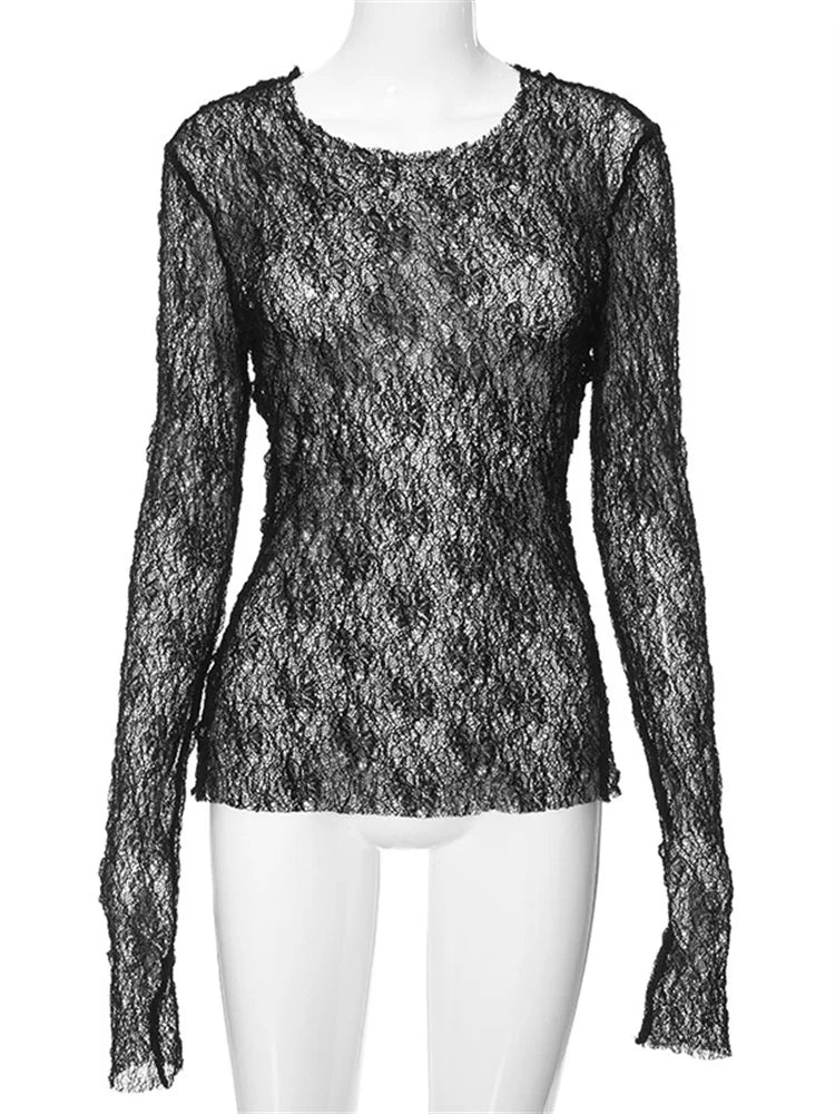 Well Tailored Pullover with a Graceful Silhouette