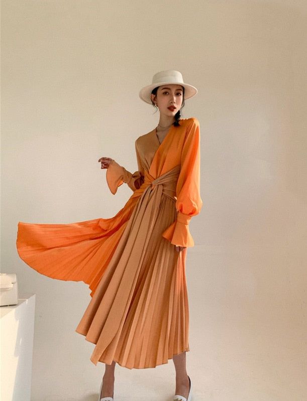 Classic Vintage & Enduringly Stylish Dress