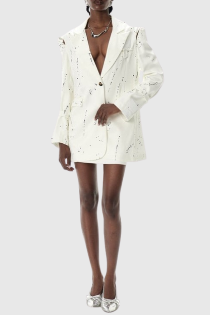 Beautifully Finished Garment in a Timeless Design