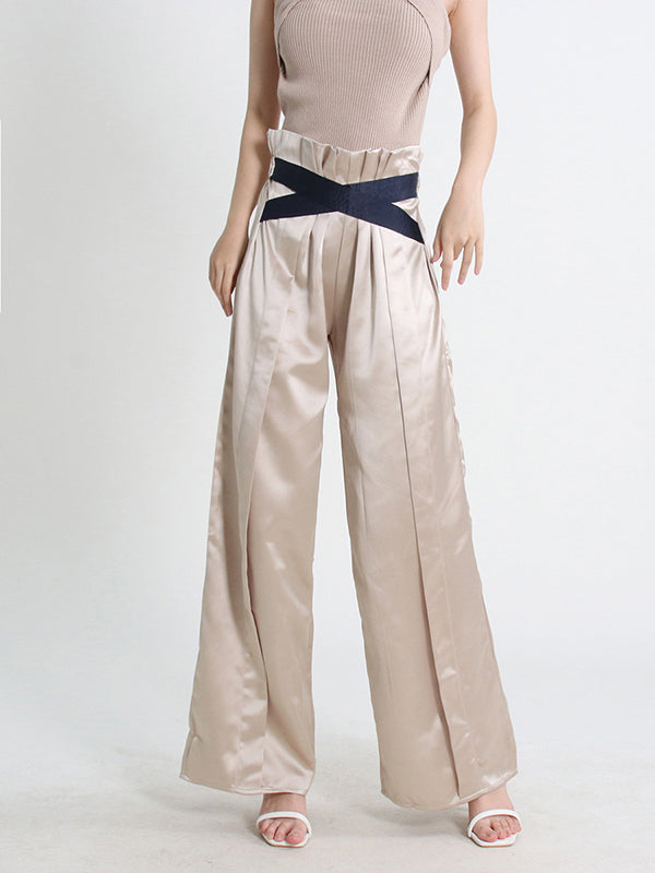 Classic Vintage Trousers with a Flattering Fit