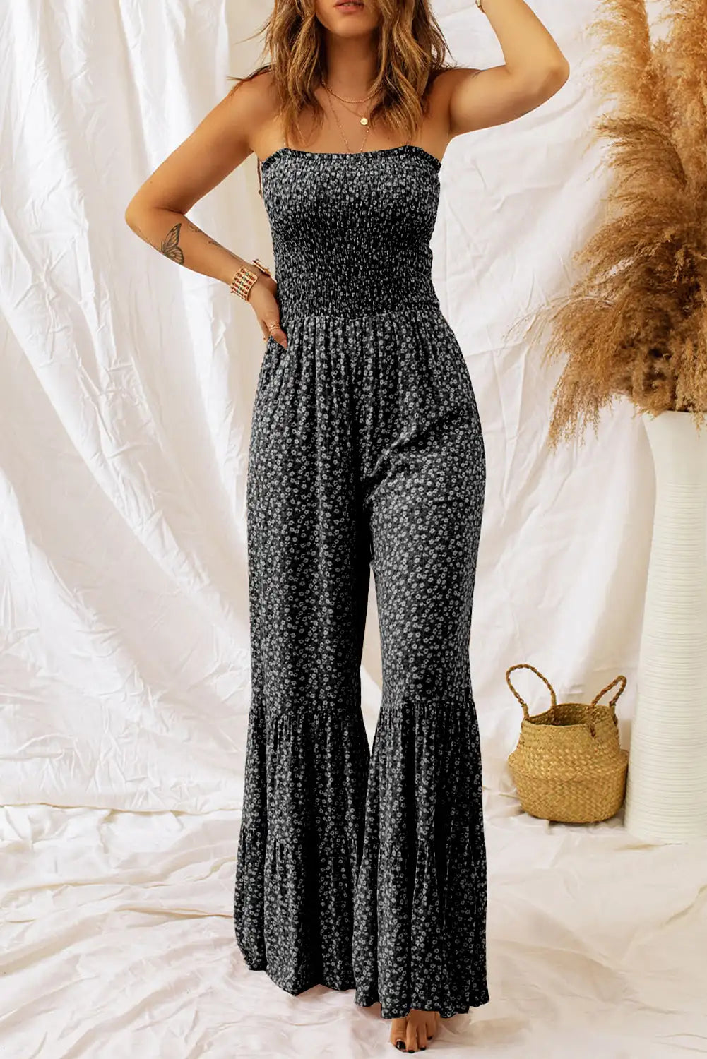 Well Tailored Garment with a Graceful Silhouette