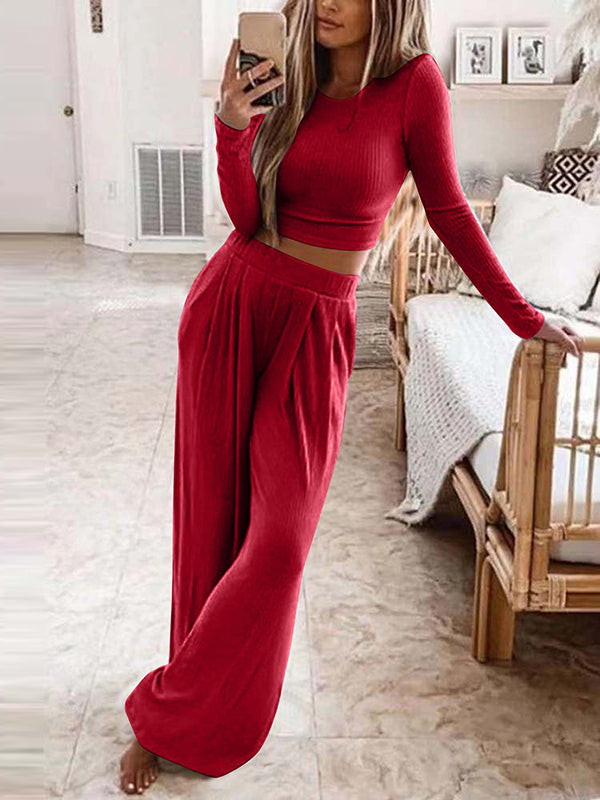 Well Tailored Pants with a Graceful Silhouette