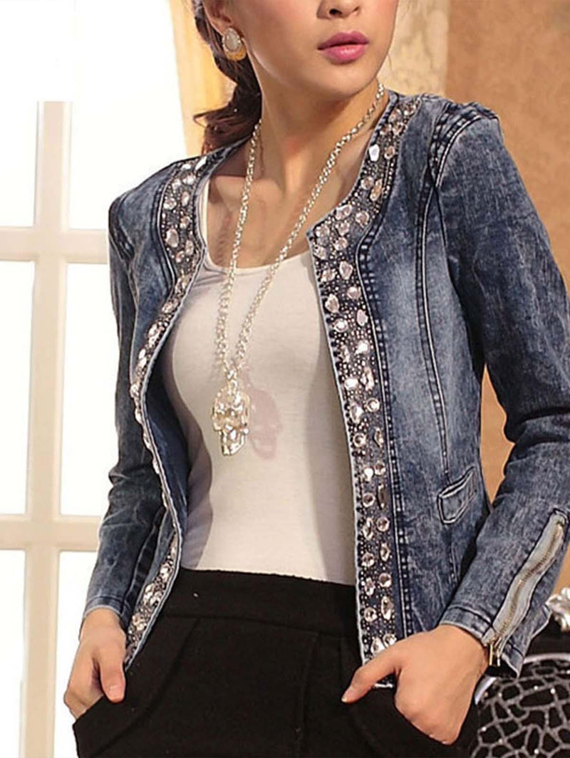 Effortlessly Elegant Jacket with a Timeless Design